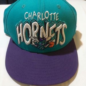Charlotte Hornets Snapback Hat